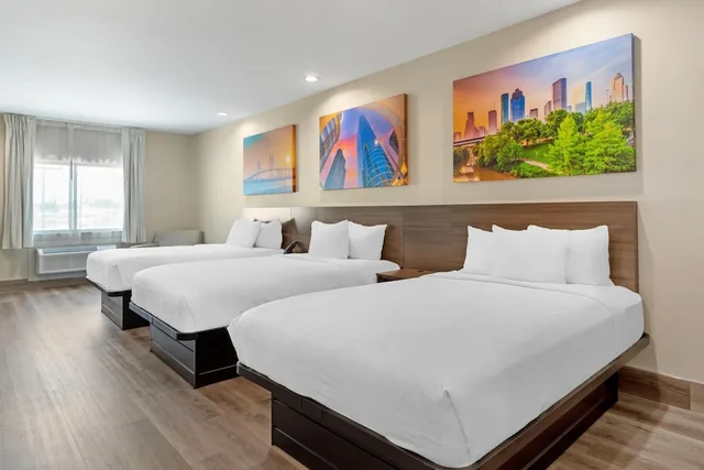 غرفة قياسية بسريرين كوين، Clarion Pointe Spring - Houston North 1/5