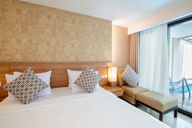 Pool, Deluxe, King Bed، Cross Vibe Paasha Atelier Bali Kuta 1/4