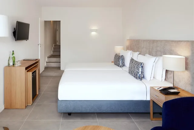 غرفة متصلة عائلية بسريرين منفصلين مع سرير إضافي، NH Lagos Algarve Resort 2/5