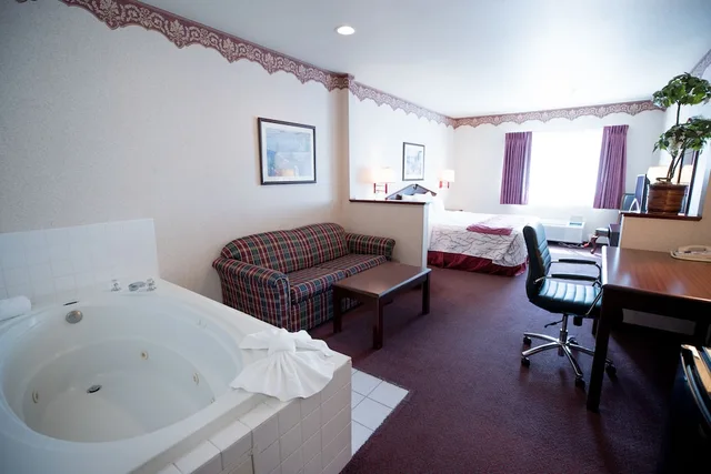 Portland Suites Airport East، غريشام 22/25