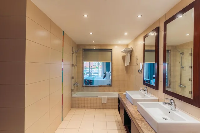 Family Suite, Double and Twin Beds, Nubian Village Hotel 7/10