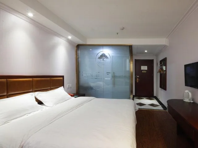 Guest Room, King Bed, No Window، GreenTree Inn Hefei Fanhua Avenue Juece Building Business Hotel 1/2