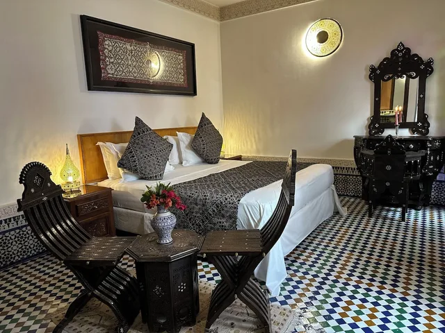 غرفة سوبيريور بسرير كوين بإطلالة على الفناء، Riad Mazar Fes 4/10