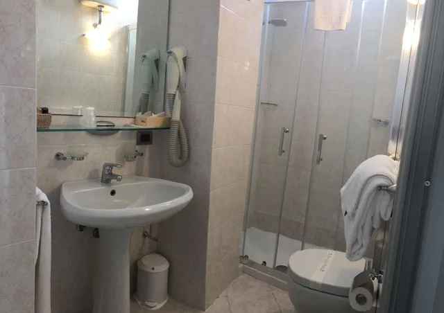 Comfort, Double Bed, Capri Bougainville 4/4