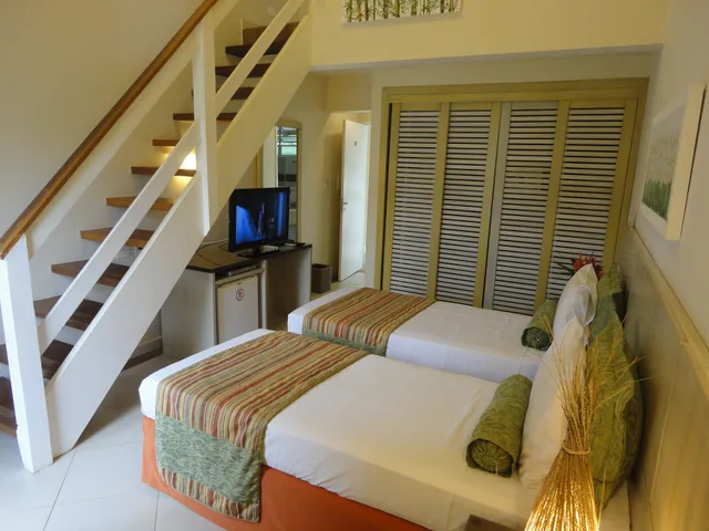 غرفة بريميوم رباعية بسرير مزدوج وسريرين منفصلين، Ciribai Praia Hotel 5/7