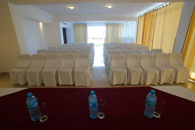 Imperial Las Perlas, Cancun 55/66