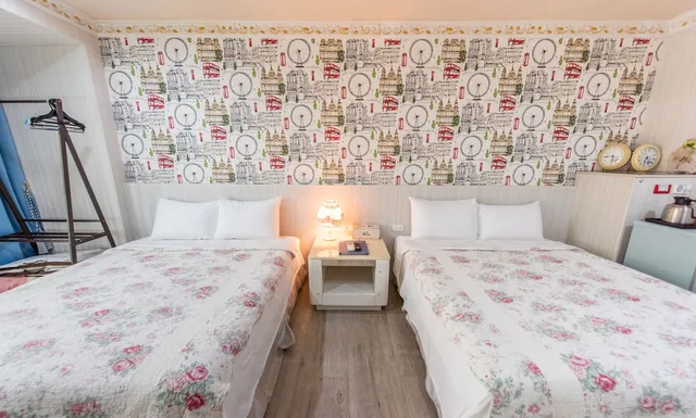 غرفة بسرير مزدوج بإطلالة على المدينة بحوض استحمام، Gwawa Hotel 9/10