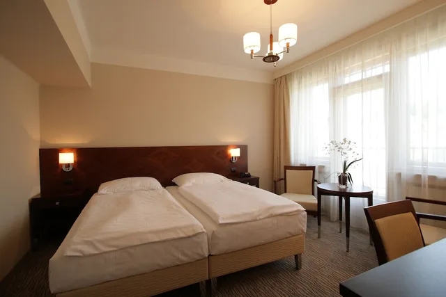 غرفة ديلوكس بسرير مزدوج، Alexandria Spa & Wellness Hotel 3/4