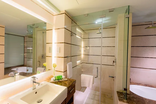 جناح جونيور بسرير كينج، Barcelo Mussanah Resort, Sultanate of Oman 3/3