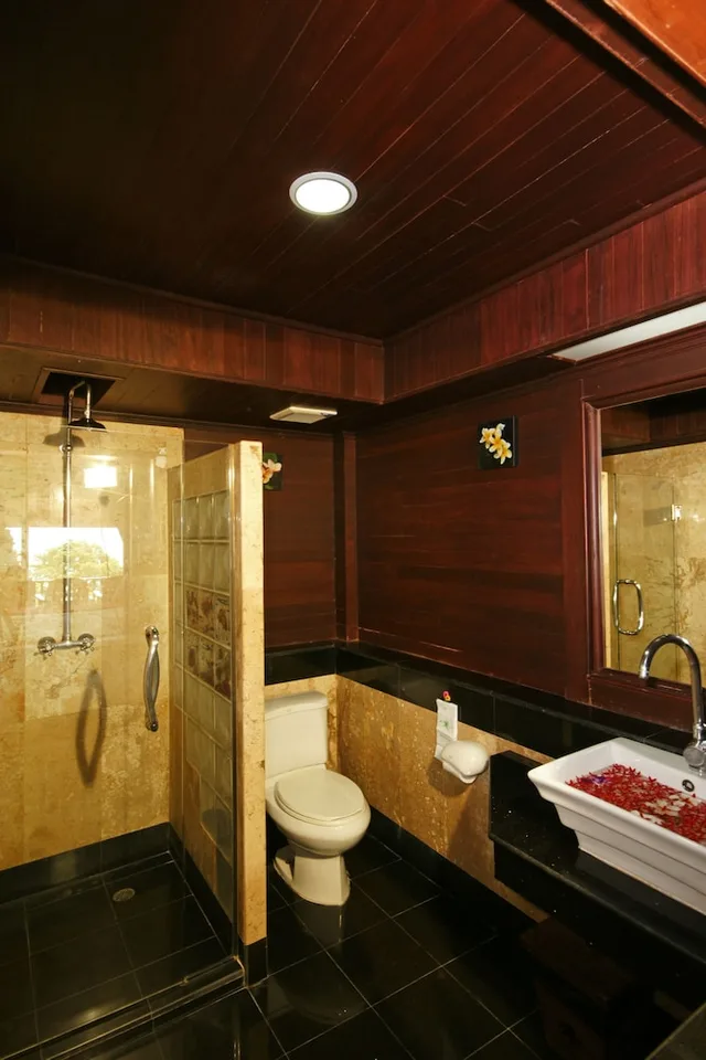 Superior, King Bed, Sea Breeze Resort 5/5
