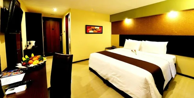 غرفة ديلوكس بسرير كينج، The Naripan Hotel By Amazing 1/1