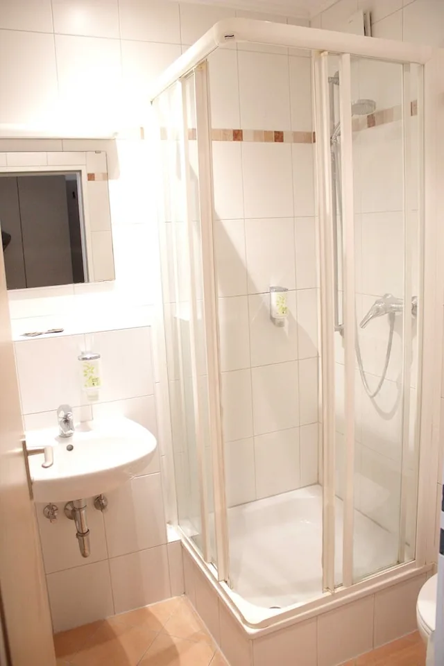 غرفة اقتصادية بسريرين منفصلين، Isar City Hotel 7/8