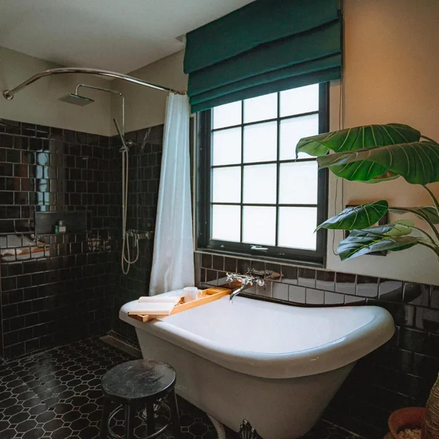 غرفة بسرير كينج بحمام خاص، Thomas Bangkok Hotel 9/10