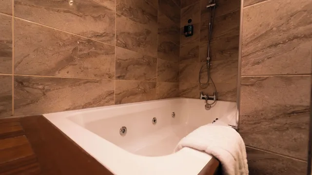 جناح جونيور بسريرين كوين بغرفتي نوم مع أريكة، Mas Suites Nisantasi 5/5