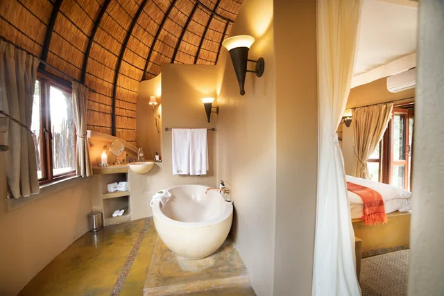جناح بسرير مزدوج، Hoyo-Hoyo Tsonga Lodge 5/6