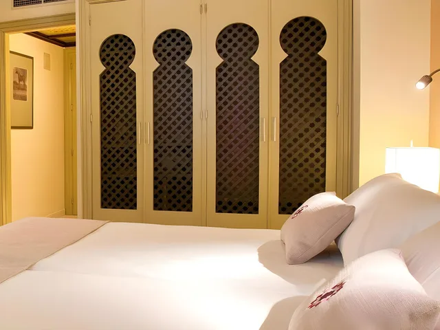 Adjoining، Vincci Albayzin Hotel 3/3