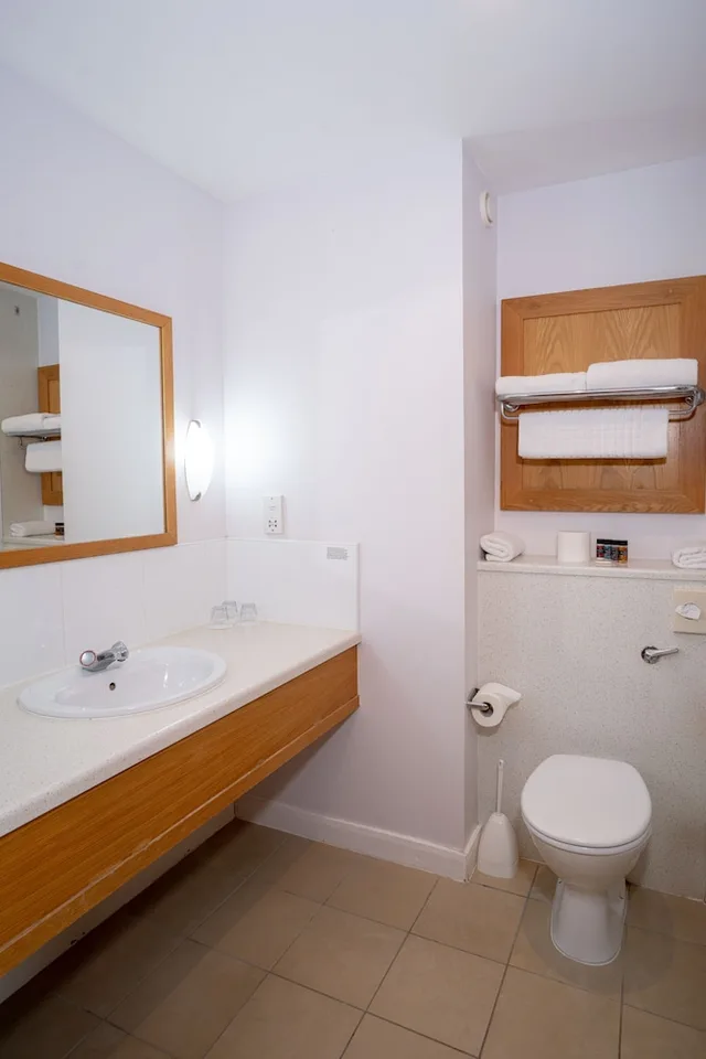 غرفة بسرير كينج بإطلالة على البحر، Portrush Atlantic Hotel 5/5