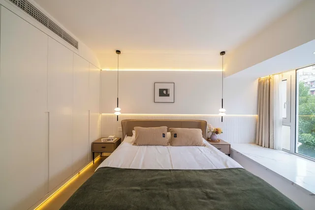 Senior, Apartment, 1 Queen and 1 Double Bed, Book and Bed-People's Square 2/10