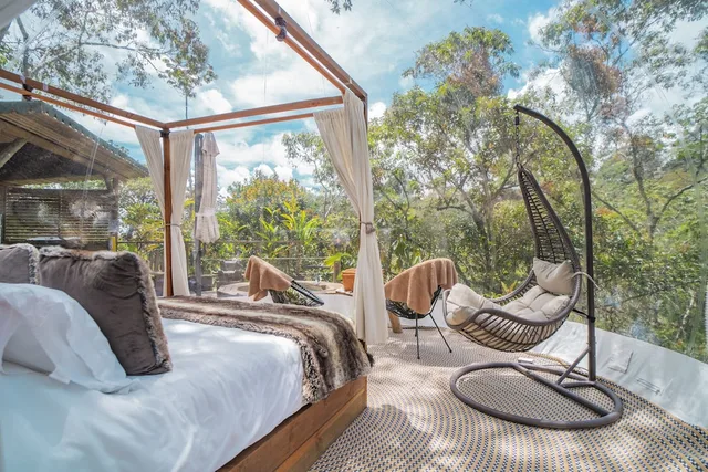 جناح سوبيريور بإطلالة على الجبل بحوض استحمام، BubbleSky Glamping Guatape 1/1