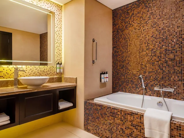 جناح جونيور بسرير كينج، Pullman Al Marjan Island Resort 10/10