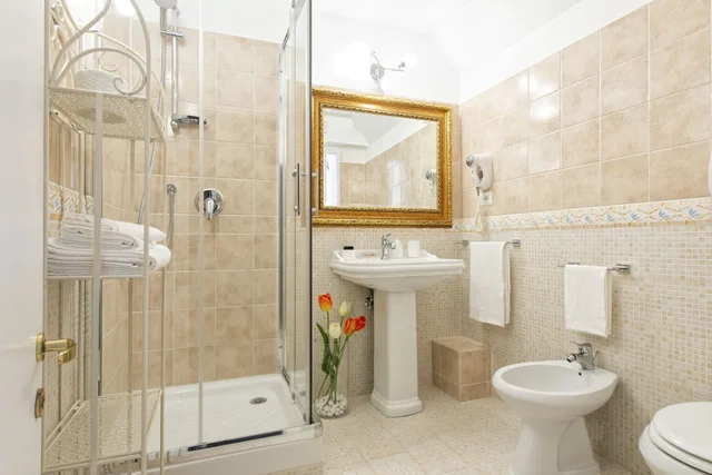 غرفة فاخرة ثلاثية بحمام خاص، Canova Rooms 5/5