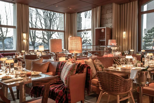 غرفة ركنية بسريرين منفصلين، La Reserve Eden au Lac Zurich 1/1