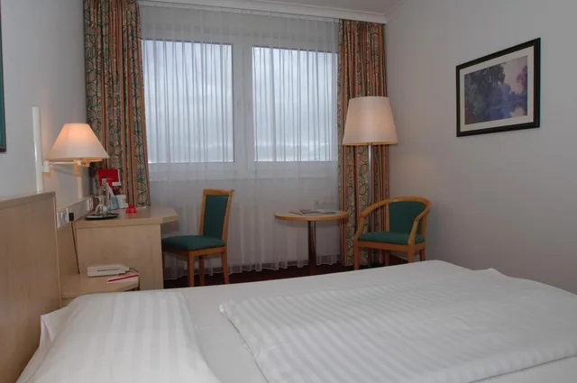 غرفة بسرير مزدوج، InterCityHotel Schwerin 6/10
