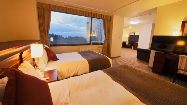 Western, Junior Suite, Mountain Side, Night View، Rembrandt Premium Fuji Gotenba 1/1