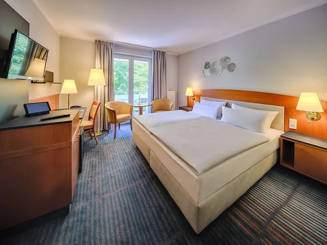 غرفة قياسية بسرير كوين، Dorint Seehotel Binz-Therme Binz / Rugen 2/5
