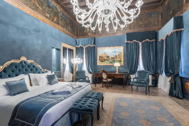 جناح حصري، Nani Mocenigo Palace 1/1