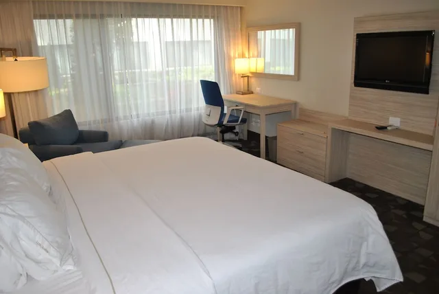 غرفة قياسية بسرير مزدوج، Holiday Inn Express Toluca 3/7