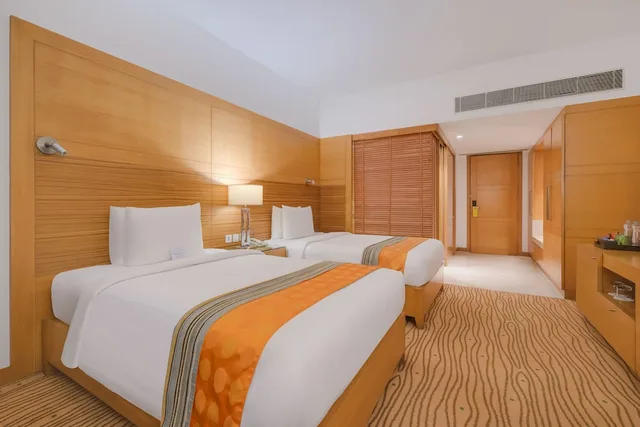 غرفة كلوب بسريرين منفصلين، Courtyard By Marriott Gurugram Downtown 3/6