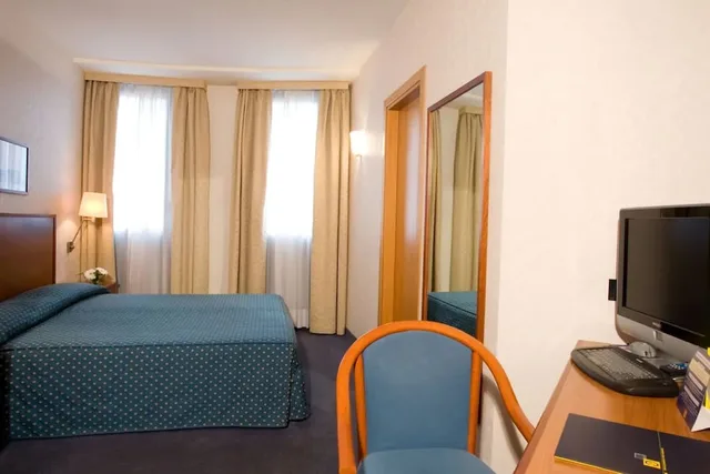 غرفة مفردة بسرير فردي، Classic Hotel Tulipano 5/5