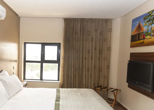 جناح رئاسي بسرير كينج وسرير كوين، Hawthorn Suites By Wyndham Abuja 3/6