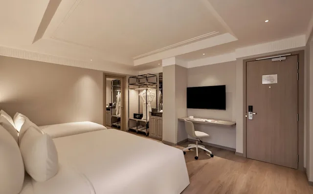 غرفة تنفيذية ثلاثية بثلاثة أسرّة، La Siesta Premium Saigon Central 1/3