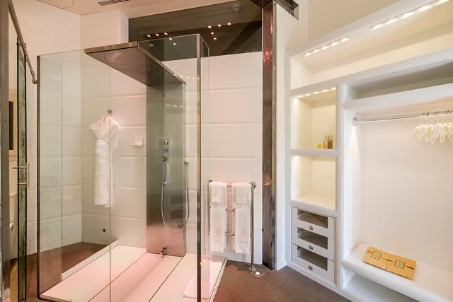 جناح ملكي، El Palauet Royal Suites 9/10