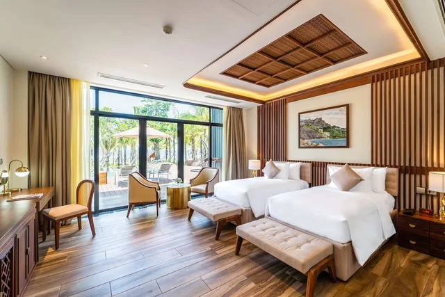 Presidential, 5 Bedrooms, Villa, 4 Beds, 3 King Beds, Beach Front, Living Area، Best Western Premier Sonasea Phu Quoc 1/8