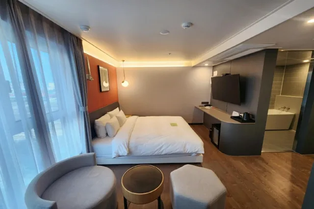 Pool, Deluxe, Double Bed، Hound Hotel Busan Station 1/1