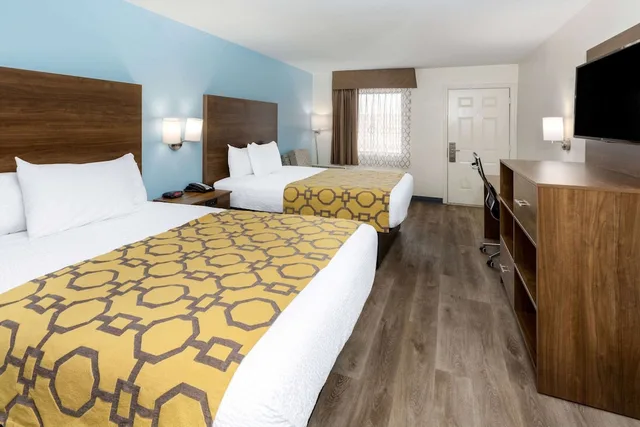 غرفة بسريرين كوين، Baymont by Wyndham Biloxi Ocean Springs 3/8