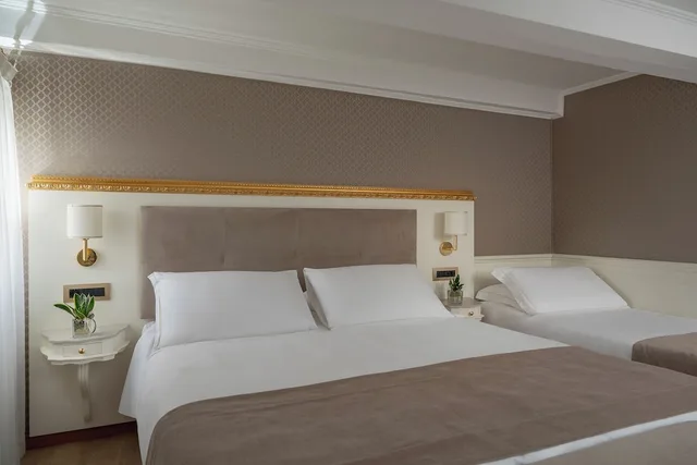 غرفة كلاسيكية ثلاثية بثلاثة أسرّة، Hotel Montecarlo 4/10