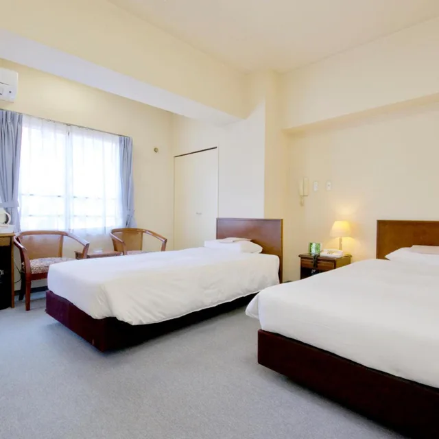 غرفة بسريرين منفصلين للمدخنين، Sky Heart Hotel Kawasaki 1/4
