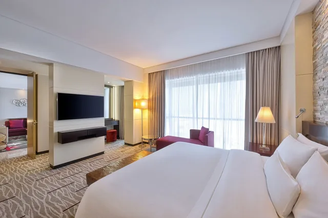 جناح بسرير كينج بغرفة نوم واحدة، The Westin Hotel Bahrain City Centre 1/3
