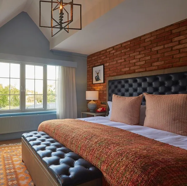 Biggy, King Bed, Riverside, The Great House at Sonning 1/3