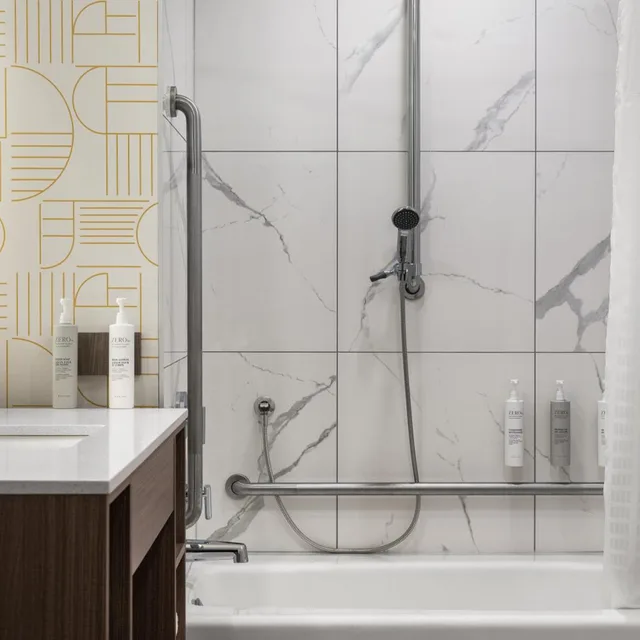 1 Bedroom, Suite, King Bed, Sofa, Bathtub, Accessible, Home2 Suites by Hilton Woodstock ON 2/2