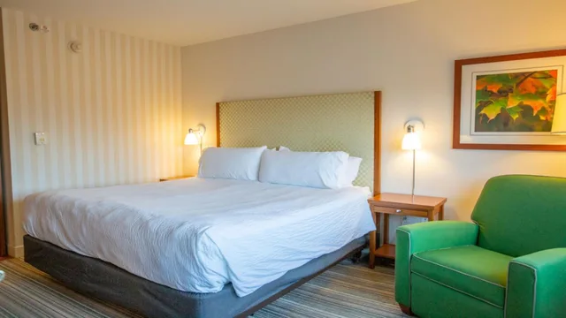 غرفة قياسية بسرير كوين، Holiday Inn Express Columbus Airport Easton Ex Four Points By Sheraton Columbus Ohio Airport 2/3
