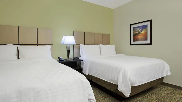 جناح استوديو بسريرين كوين بحوض استحمام لذوي الإعاقة، Candlewood Suites Dallas-Frisco NW Toyota Ctr 1/4