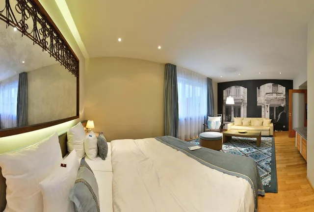 جناح بسرير كينج بحوض استحمام، Hotel Victoria, BW Signature Collection 1/4