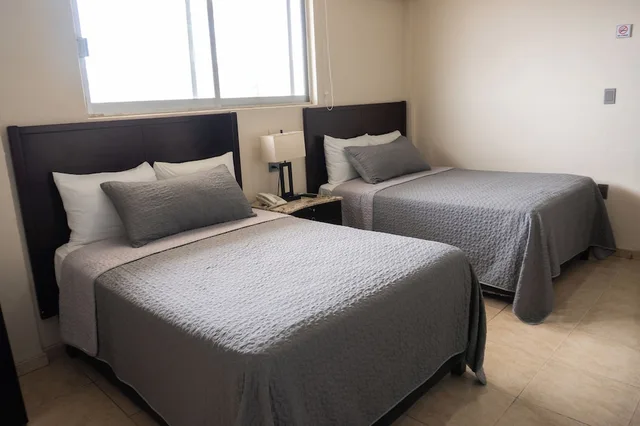 غرفة كلاسيكية بسريرين مزدوجين، Hotel America Centro 4/10
