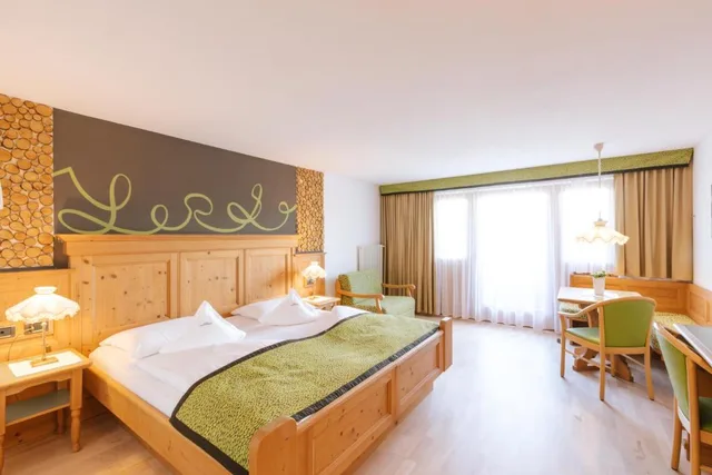 غرفة سوبيريور بسرير مزدوج، Ganis Resort Dolomites 1/1