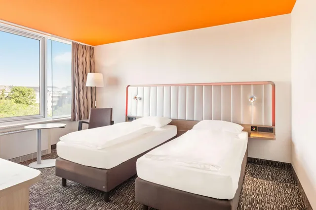 Superior, Twin Beds, High Floor, Best Western Plus Hotel Dresden City 5/9